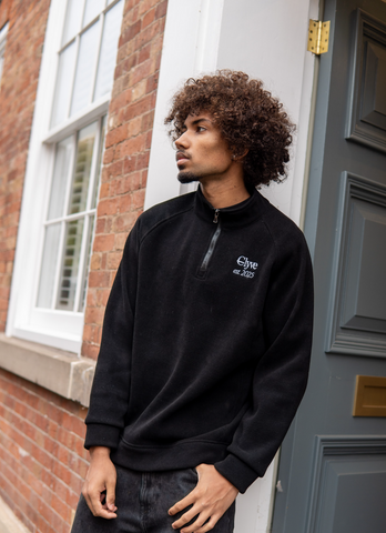 Essential Quarter Zip - Black