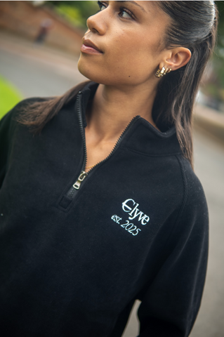 Essential Quarter Zip - Black